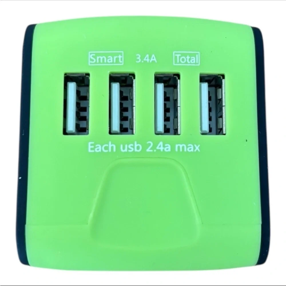 Worldwide Universal Green & Black All-in-One Travel Adapter